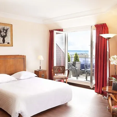 & Oceania Le Conti Hotel 4*