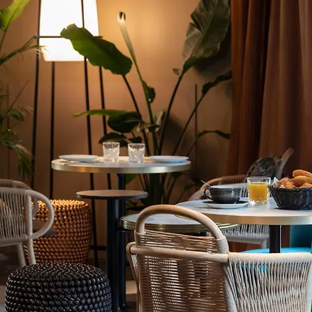 Hotel & Oceania Le Conti 4*